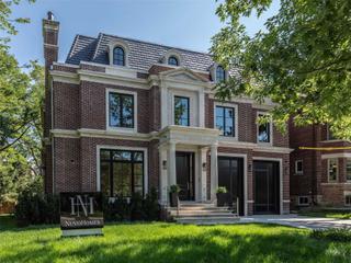 103 Lytton Blvd