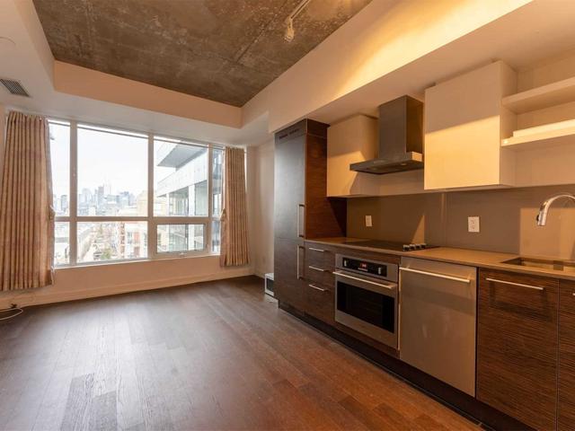 708 - 1030 King St W