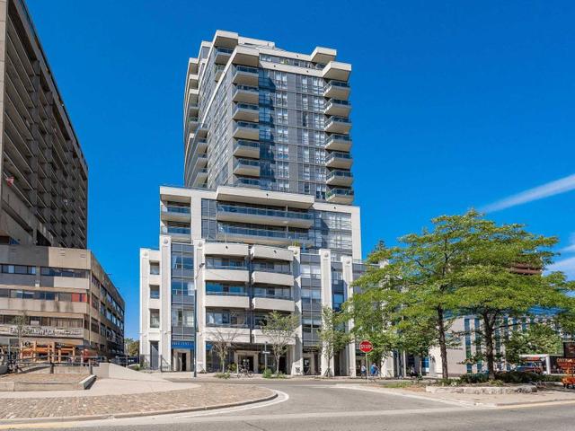 516 - 736 Spadina Ave