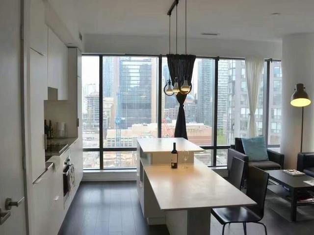 1105 - 5 St Joseph St