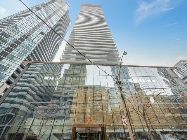 2407 - 33 Charles St E