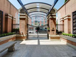 215 - 2727 Yonge St