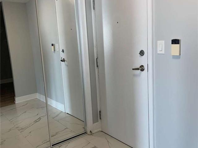 4012 - 10 Navy Wharf Crt