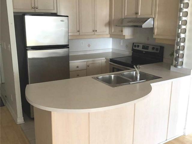 1209 - 8 Rean Dr
