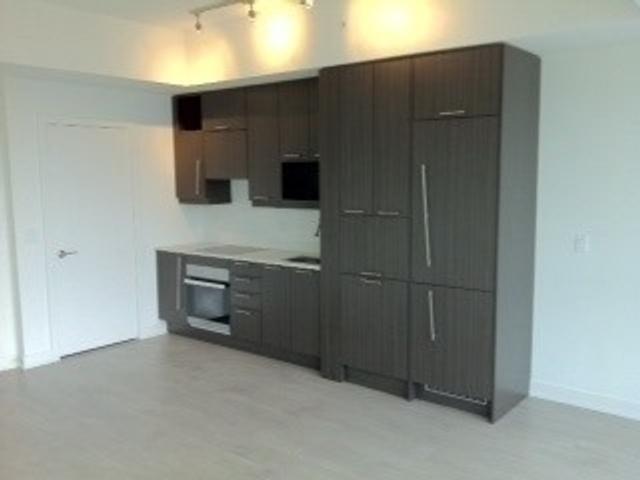 2608 - 199 Richmond St W