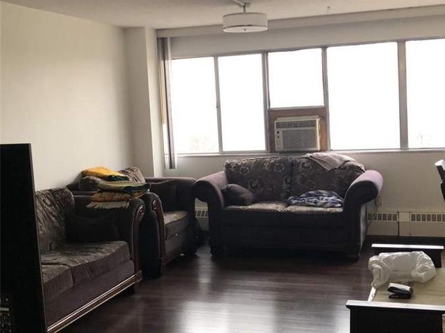 1209 - 10 Sunny Glwy