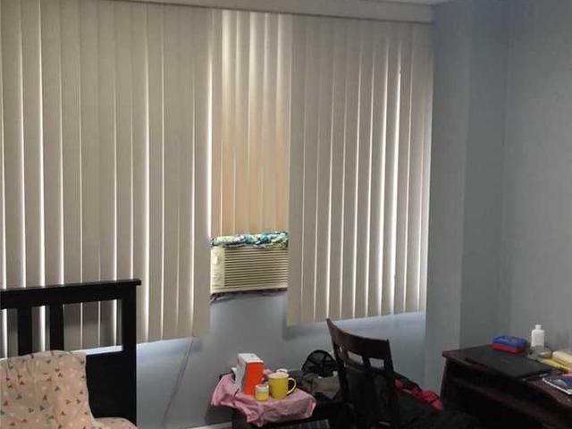 1209 - 10 Sunny Glwy