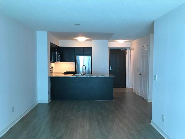 3208 - 19 Grand Trunk Cres