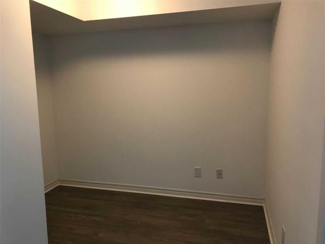 3208 - 19 Grand Trunk Cres