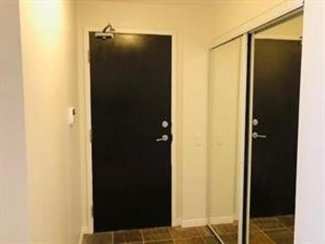 1802 - 388 Bloor St E