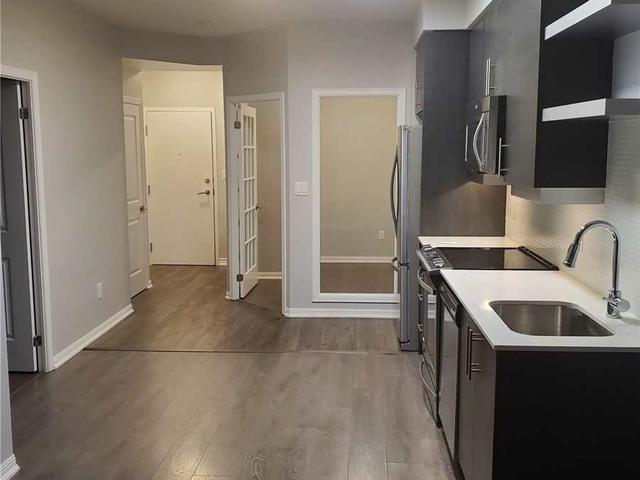 1208 - 400 Adelaide St E