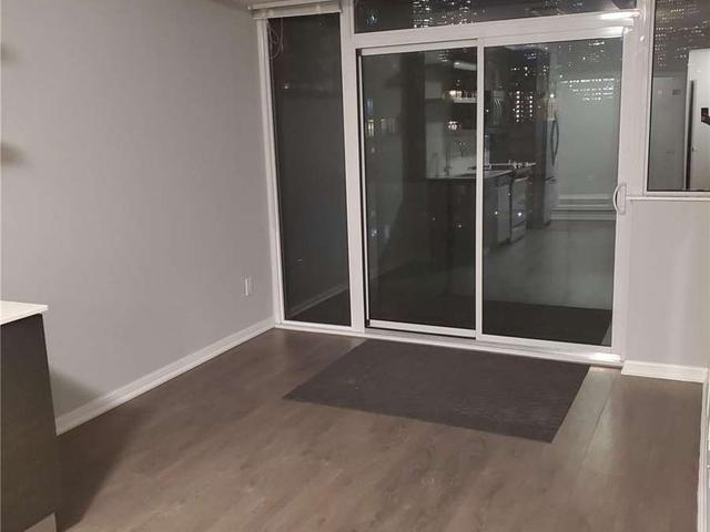 1208 - 400 Adelaide St E