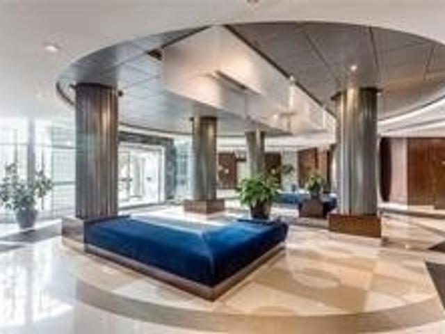 505 - 410 Queens Quay W