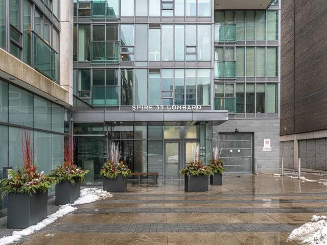 1304 - 33 Lombard St