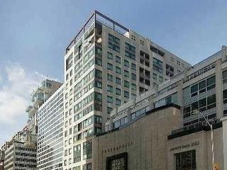 1009 - 102 Bloor St W
