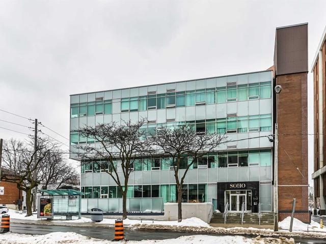 303 - 562 Eglinton Ave E