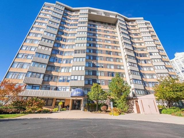 1003 - 1201 Steeles Ave W