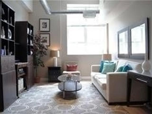 831 - 155 Dalhousie St