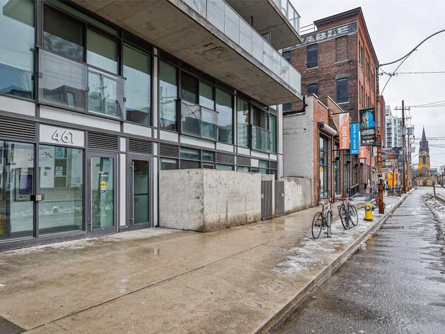 907 - 461 Adelaide St