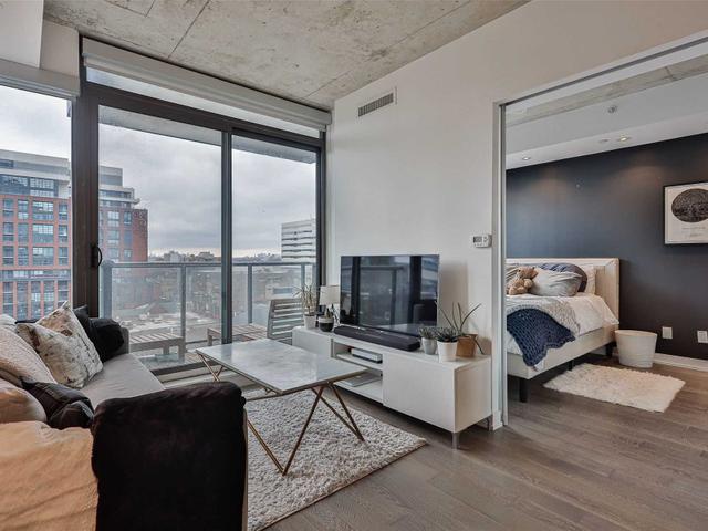 907 - 461 Adelaide St