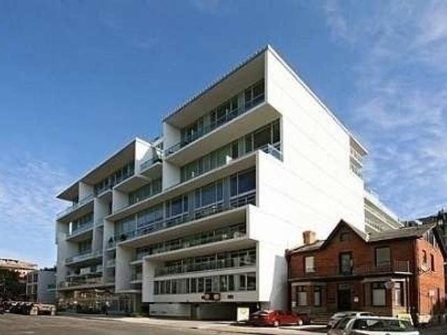 414 - 75 Portland St