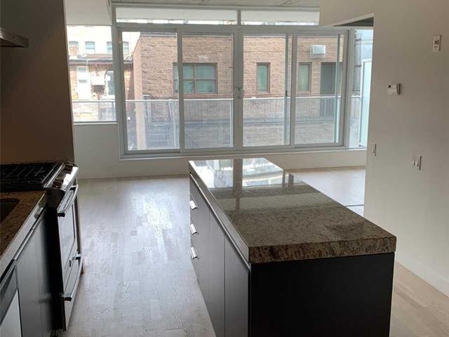 414 - 75 Portland St