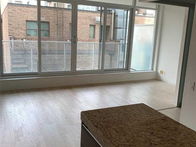 414 - 75 Portland St