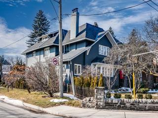 106 Duplex Ave