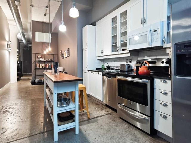 836 - 155 Dalhousie St