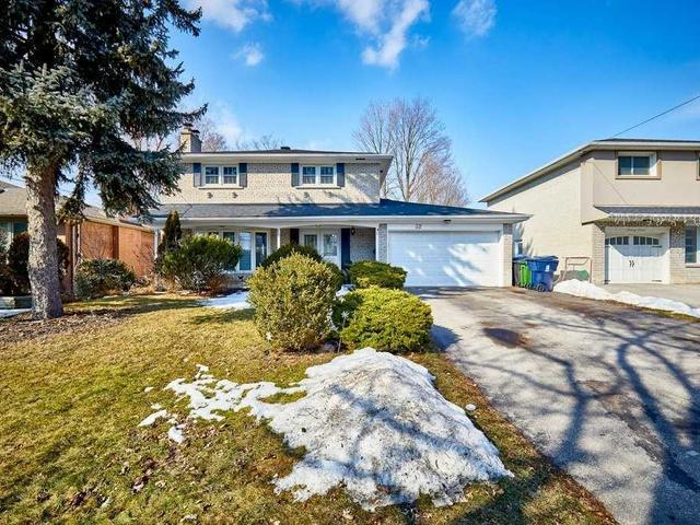 32 Camwood Cres