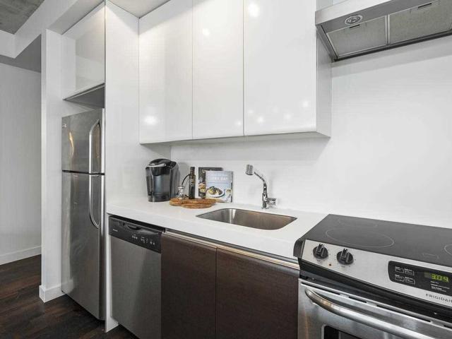 722 - 75 Portland St