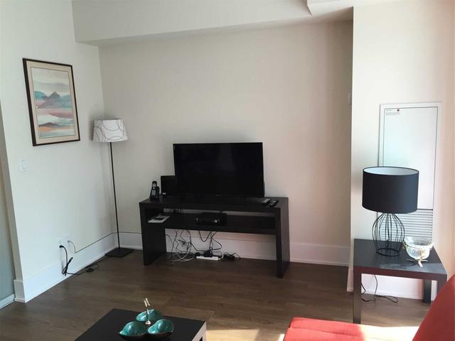 703 - 300 Front St W