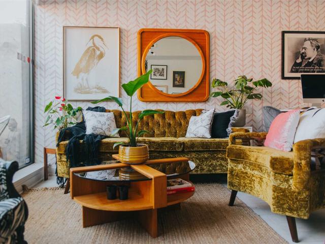 104 - 461 Adelaide St W