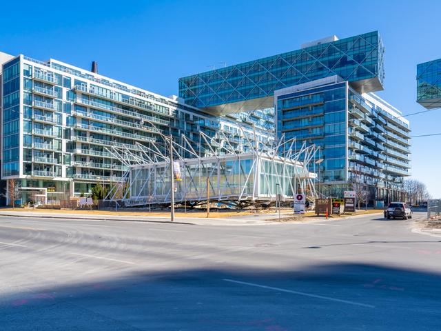 903 - 39 Queens Quay E