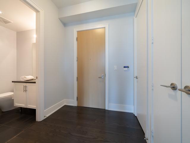 903 - 39 Queens Quay E