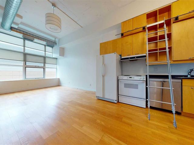 410 - 155 Dalhousie St