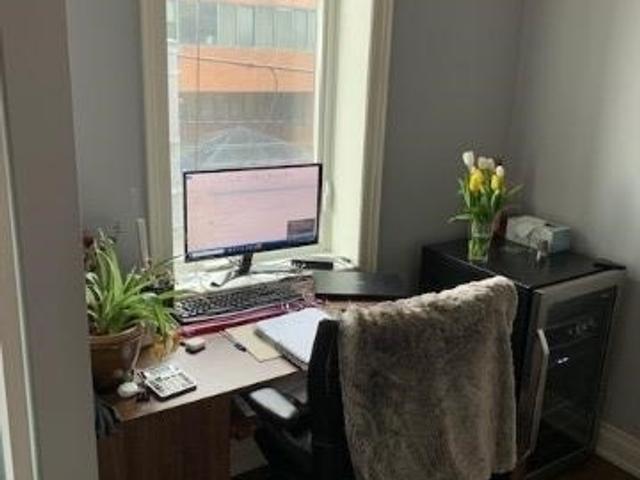 301 - 623 College St