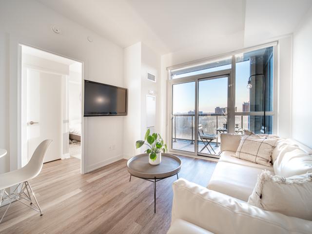 905 - 1603 Eglinton Ave W