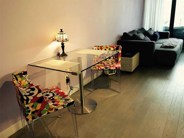 402 - 25 Stafford St