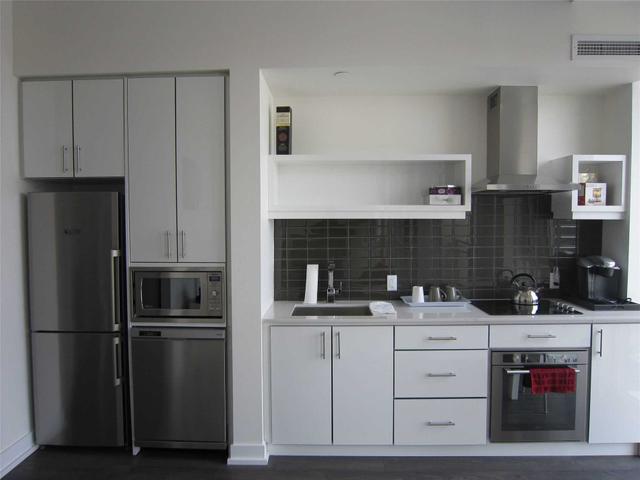 505 - 75 The Donway W