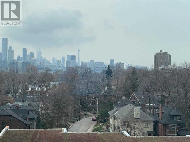 610 - 111 St Clair Ave W