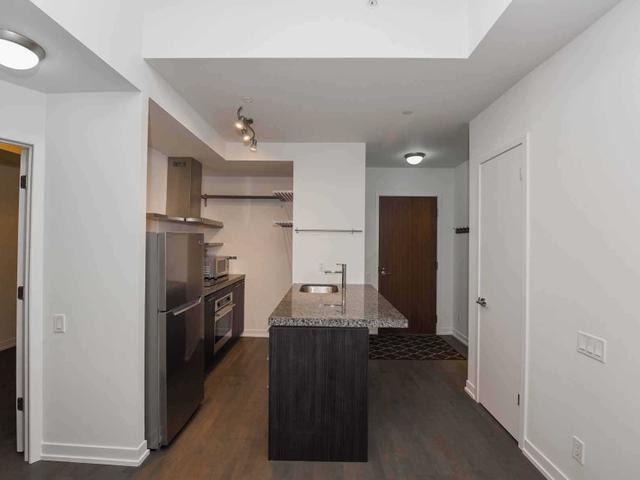 101 - 461 Adelaide St W