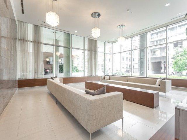 S202 - 112 George St