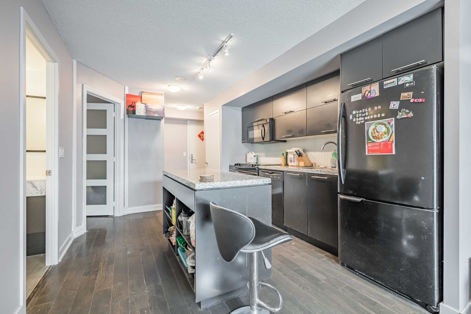 615 21 Nelson St, Toronto Leased, C5152969 Condos.ca