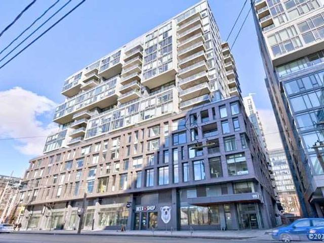 1213 - 111 Bathurst St