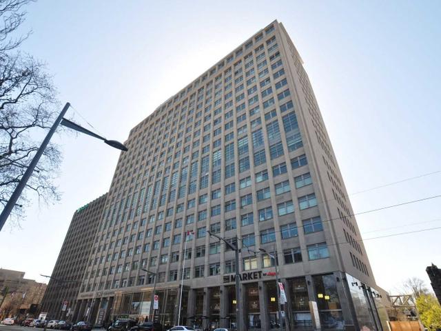 919 - 111 St Clair Ave