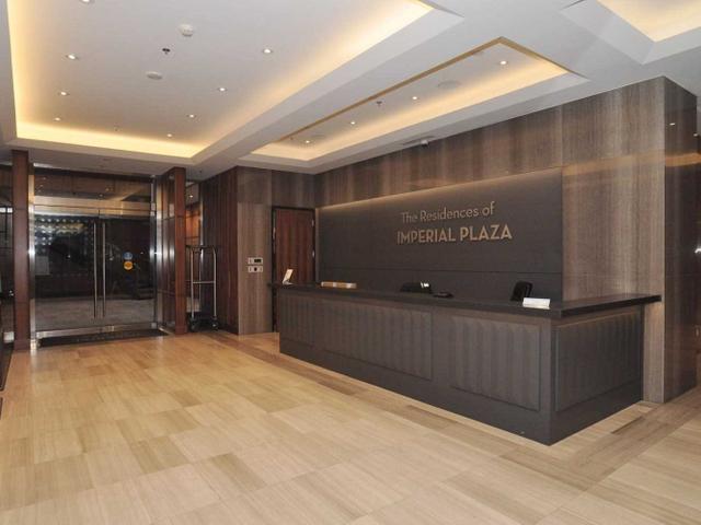 919 - 111 St Clair Ave