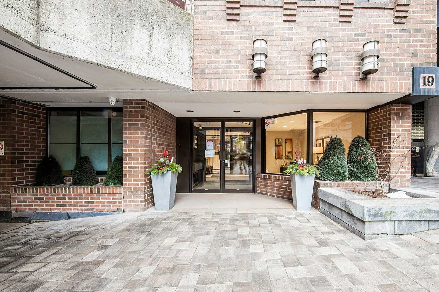 303 19 Dundonald St, Toronto Expired, C5155288 Condos.ca