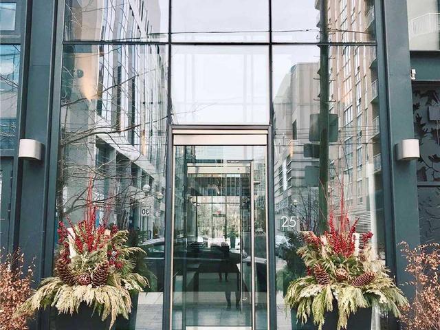 606 - 25 Stafford St