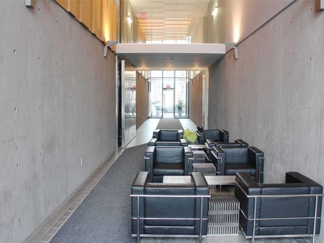 606 - 25 Stafford St